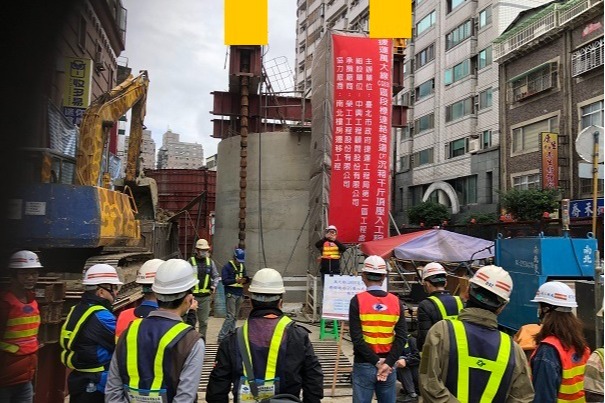 南北樓房遷移工程-公共工程壓入式沉箱工法